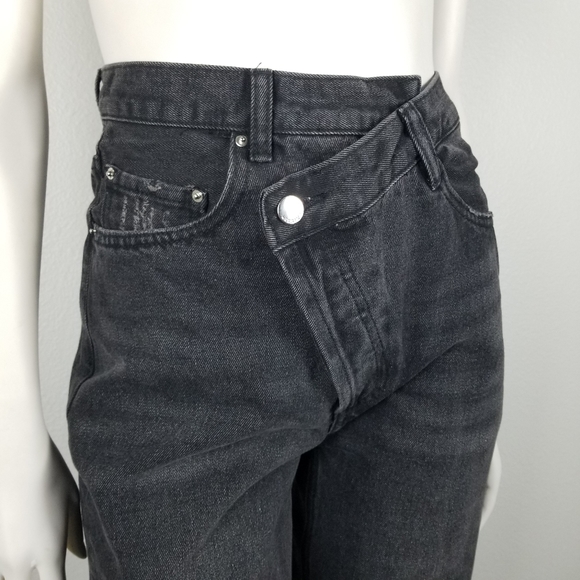 Hey Samy Stef Light Wash Asymmetrical Waistline Straight Leg Jeans NWT - Picture 6 of 11